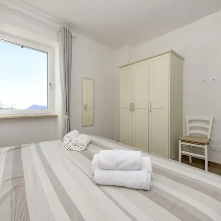 Apartment Mgh Alla Lanterna Costermano