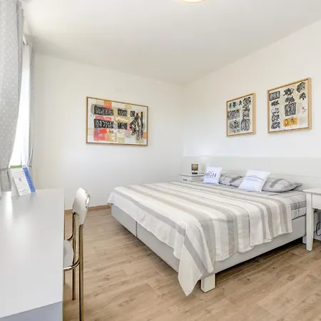 Mgh Alla Lanterna Apartment *