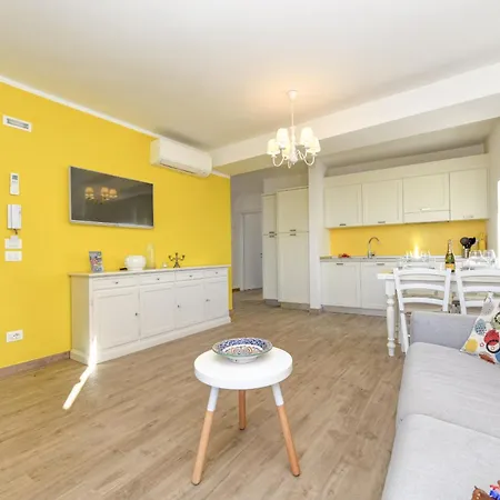 Mgh Alla Lanterna Apartment