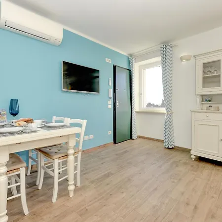 Mgh Alla Lanterna Apartment *