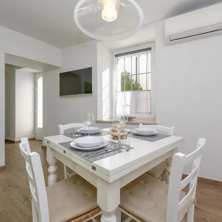 Mgh Alla Lanterna Apartment Costermano
